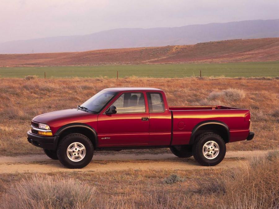  Chevrolet S-10 ZR2 Extended Cab 1998 года  (фото 13 из 15)